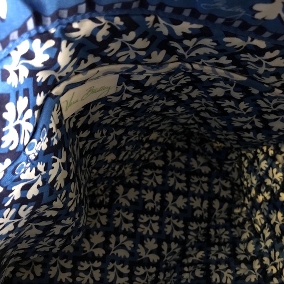 Vera Bradley Blue Lagoon retired tote - Picture 5 of 7